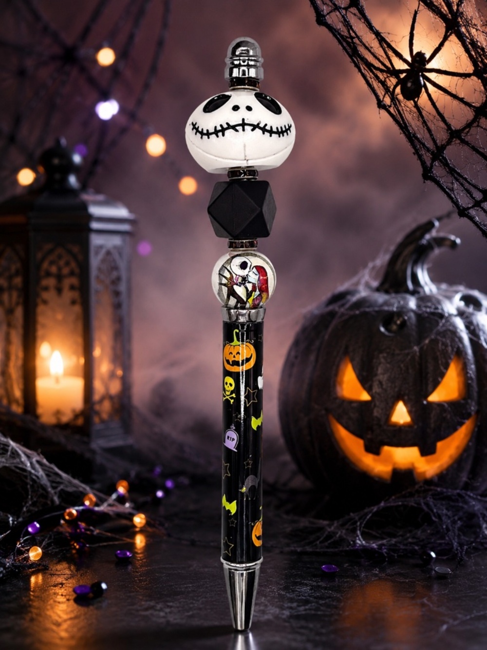 Stitched Halloween Fright Pen